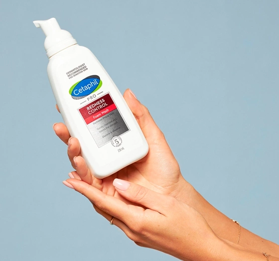 Kliknij na zdjęcie, aby je powiększyć CETAPHIL PRO REDNESS CONTROL GESICHTSREINIGUNGSSCHAUM 236ML