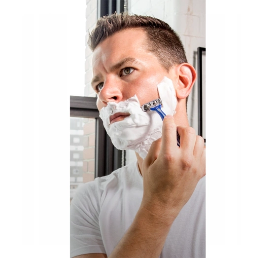 Gillette Blue 3 Plus Comfort Einwegrasierer 12 Stück