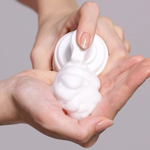 Etude House Soon Jung pH 6,5 Whip Cleanser – sanfter Reinigungsschaum für empfindliche und zu Reizungen neigende Haut, 150 ml