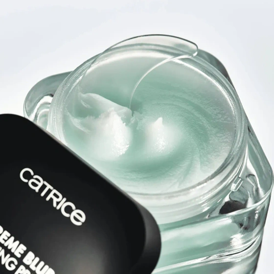 Kliknij na zdjęcie, aby je powiększyć Catrice Extreme Blur Mattifying Primer – mattierende Grundierung 25 g