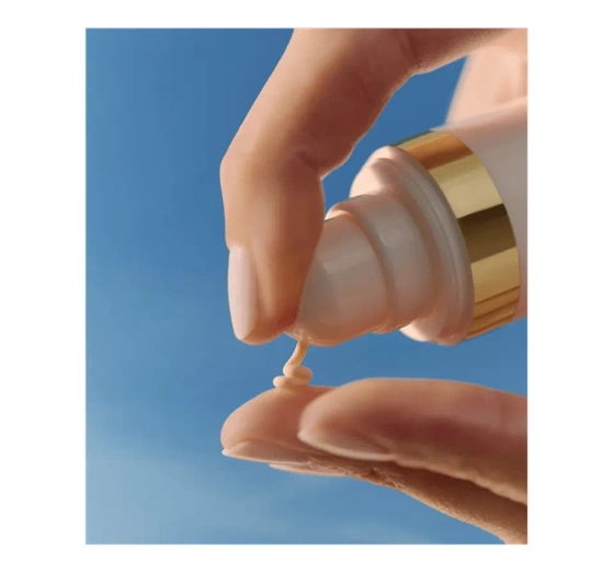 Kliknij na zdjęcie, aby je powiększyć NIVEA CELLULAR LUMINOUS 630 TAGESCREME SPF 50