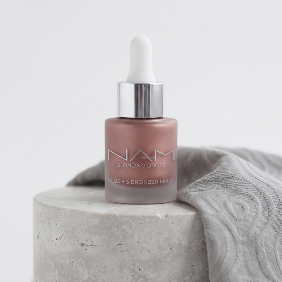 NAM Blonzing Drops – aufhellender flüssiger Bronzer-Rouge 02 15 ml