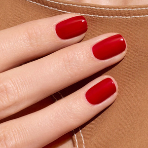 Manucurist Green – klassischer Nagellack „Red Cherry“, 15 ml