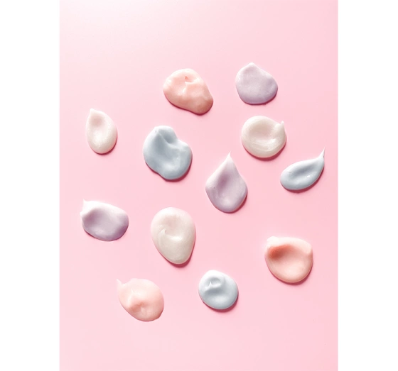 Kliknij na zdjęcie, aby je powiększyć WELLA PROFESSIONALS SHINEFINITY DEMI-PERMANENTE HAARFARBE 00/00 60ML