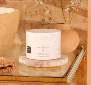 Rituals The Ritual Of Sakura Rice Milk & Cherry Blossom Körpercreme 220 ml