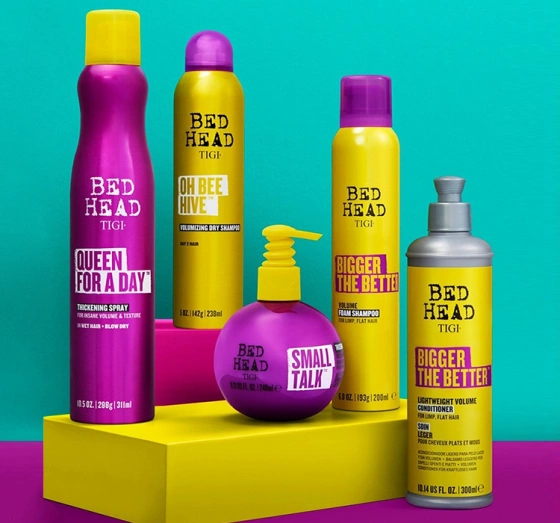 TIGI Bed Head Bigger The Better Professioneller leichter Volumen-Conditioner für feines und zartes Haar 300 ml