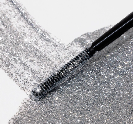 Hean Dream Dust Glitzer-Topper-Wimperntusche mit silbernen Partikeln 13 ml