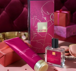 Avon Attraction Closer for Her Eau de Parfum Spray 30ml + balsam do ciała 125ml