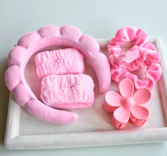 Kliknij na zdjęcie, aby je powiększyć eCarla SPA-Set 0539R Rosa