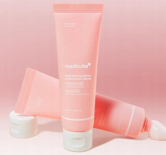 Medicube PDRN Pink Hyaluronic Moisturizing Cream Straffende Feuchtigkeitscreme für das Gesicht 50 ml