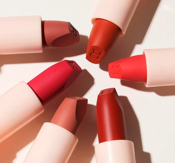 MAKEUP REVOLUTION LIP ALLURE SOFT SATIN LIPPENSTIFT LOVER NUDE 3,2G
