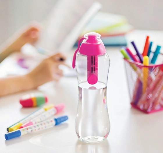 Kliknij na zdjęcie, aby je powiększyć Dafi Soft Filterflasche mit Aktivkohlefilter 0,5 l Pink
