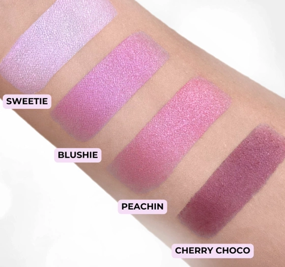 Kliknij na zdjęcie, aby je powiększyć Affect x Ruda Maluje Glow Bakery Gebackenes Rouge Sweetie 3 g