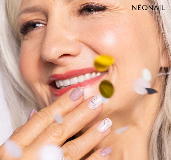 Kliknij na zdjęcie, aby je powiększyć NeoNail Celebration Mood UV-Nagellack 9916 Party Pass 7,2ml