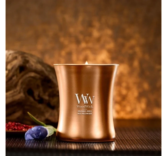 Kliknij na zdjęcie, aby je powiększyć Woodwick Medium Jar Candle Duftkerze Volcanic Orris 275 g