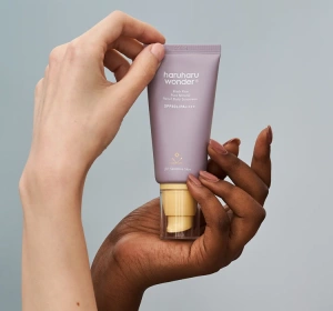 Haruharu Wonder Black Rice Pure Mineral Mineralischer Sonnenschutz für das Gesicht SPF50+/PA++++ 50 ml 