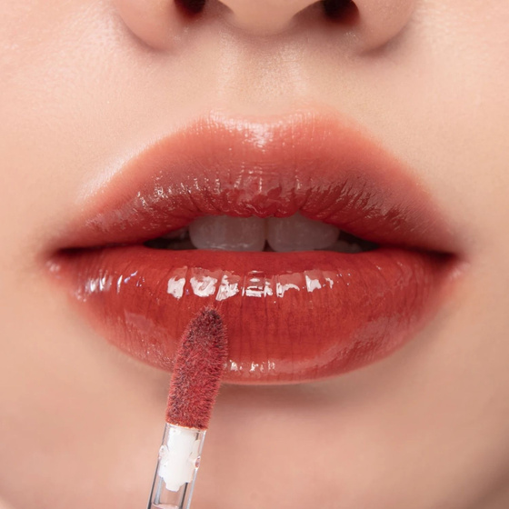 Kliknij na zdjęcie, aby je powiększyć Romand Glasting Water Tint – wasserbasierter Liptint 04 Vintage Ocean 4 g