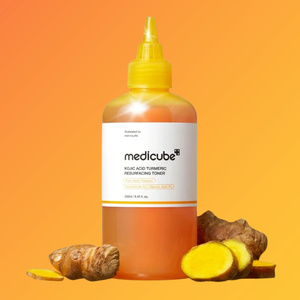 Medicube Kojic Acid Turmeric Resurfacing Toner – aufhellendes Gesichtswasser mit Kojisäure, 250 ml