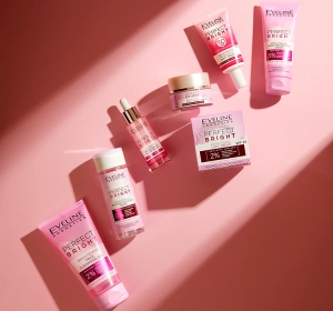 Eveline Cosmetics Perfect Bright Aufhellendes Reinigungsgel für das Gesicht 150 ml