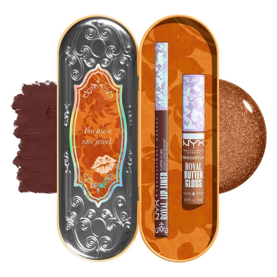 Kliknij na zdjęcie, aby je powiększyć NYX Professional Makeup Bridgerton Royal Treasures Lip Kit 06 Lippen-Make-up-Set Royal Butter Gloss Pout and About 8 ml + Royal Lip Liner Toffee Temptation 0,33 g