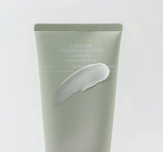 Celimax Ji Woo Gae Reinigender Schaum für zu Akne neigende Haut 150 ml