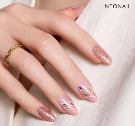 Kliknij na zdjęcie, aby je powiększyć NeoNail Celebration Mood UV-Nagellack 9916 Party Pass 7,2ml