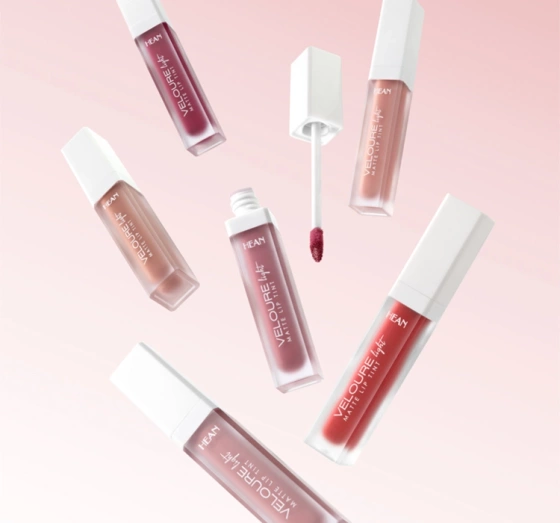 Kliknij na zdjęcie, aby je powiększyć Hean Veloure Matter Flüssiglippenstift 03 Carmel Nude 7ml