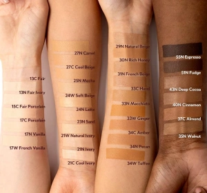 TIRTIR Mask Fit Red Cushion SPF 40 PA++ Langanhaltende Compact Foundation 24W Soft Beige 18 g 
