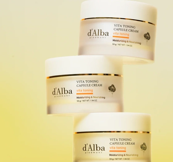 d'Alba Vita Toning Feuchtigkeitsspendend-aufhellende Kapselcreme 55 g