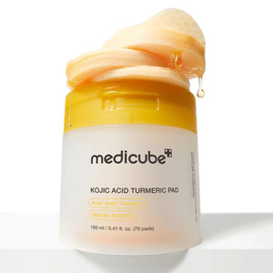 Medicube Kojic Acid Kojic Acid Turmeric Pad – aufhellende Gesichts-Tonisierungspads gegen Hautverfärbungen mit Kojisäure, 70 Stück