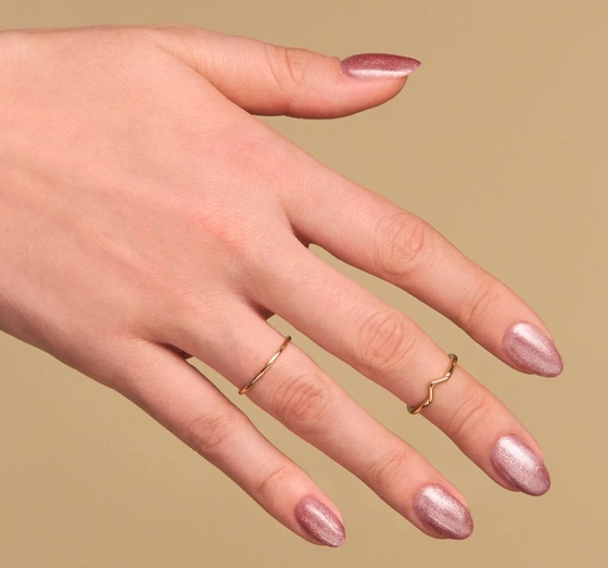 Kliknij na zdjęcie, aby je powiększyć SEMILAC HYBRIDLACK MAGNETIC GLOW CAT EYE 332 PINK MY DUST 7ML