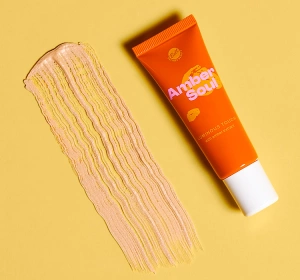 Bell Amber Soul Illuminierende Make-up-Bassis 01 Sparkly Amber 30g