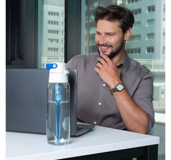 Dafi Solid Filterflasche mit Aktivkohlefilter 0,7 l Blau