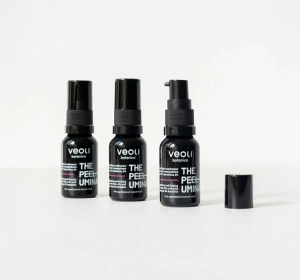 Veoli Botanica The Peeluminator Aufhellend-straffendes Augenpeeling 15 ml