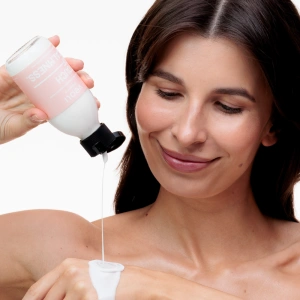 Veoli Botanica Touch Of Calmness Regenerierend-beruhigendes Gesichtstonikum 150 ml