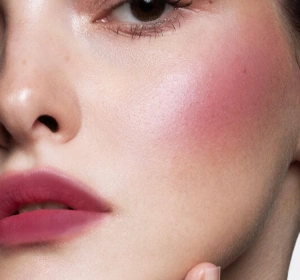 Pastel Full Bloom Lip & Blush Lippenstift & Rouge 82 Fatal 4,8 ml