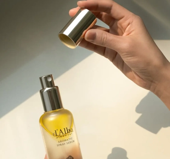 d'Alba White Truffle First Aromatic Feuchtigkeitsspendendes Gesichtsspray-Serum 60 ml