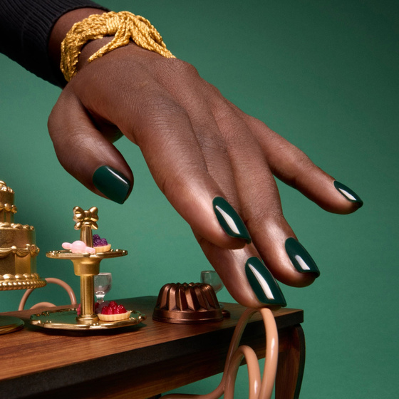 Kliknij na zdjęcie, aby je powiększyć Manucurist Green – klassischer Nagellack „Emerald“, 15 ml