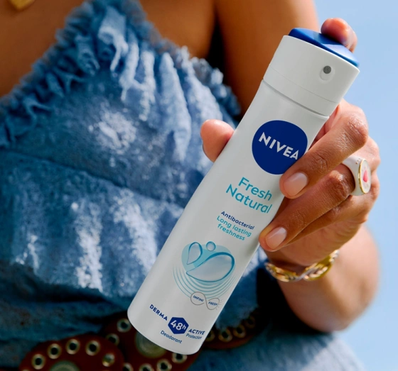 NIVEA FRESH NATURAL DEODORANT SPRAY FÜR FRAUEN 250ML