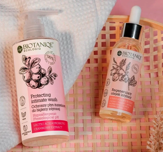 BIOTANIQE ECOLOGIQ SCHUTZLOTION FÜR INTIMPFLEGE MOOSBEERE 300ML