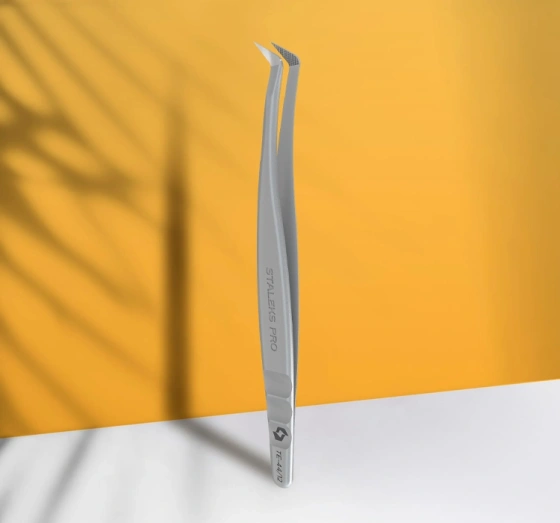 Staleks Pro Expert Lash Brow Professionelle Wimpernpinzette mit Rillen TE-44/12