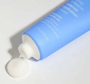 Nacomi Next Level Plum & Restore Intense Hydration Cream Feuchtigkeitsspendende Gesichtscreme 40ml